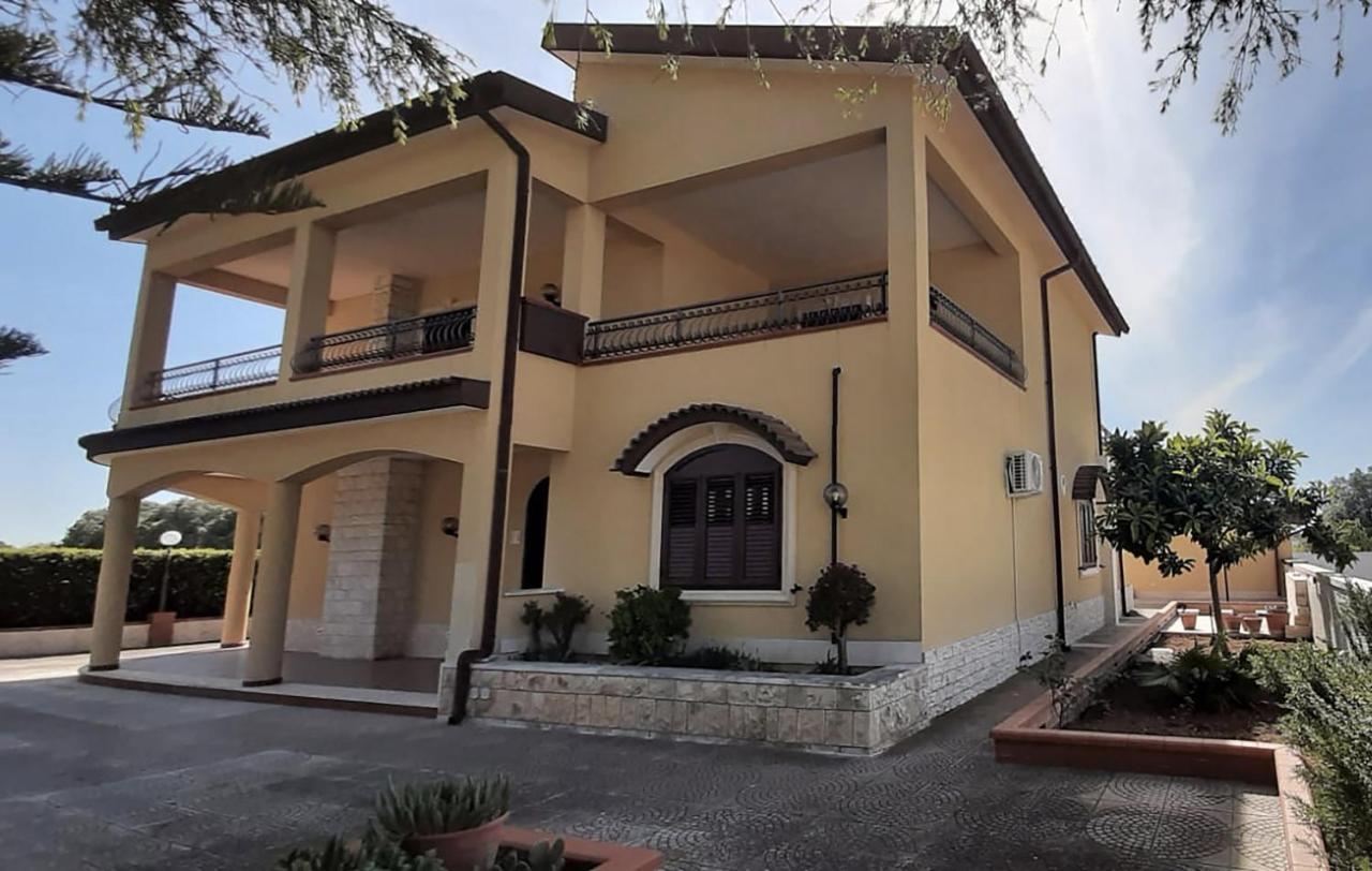 Villa Bice Pulsano Eksteriør bilde